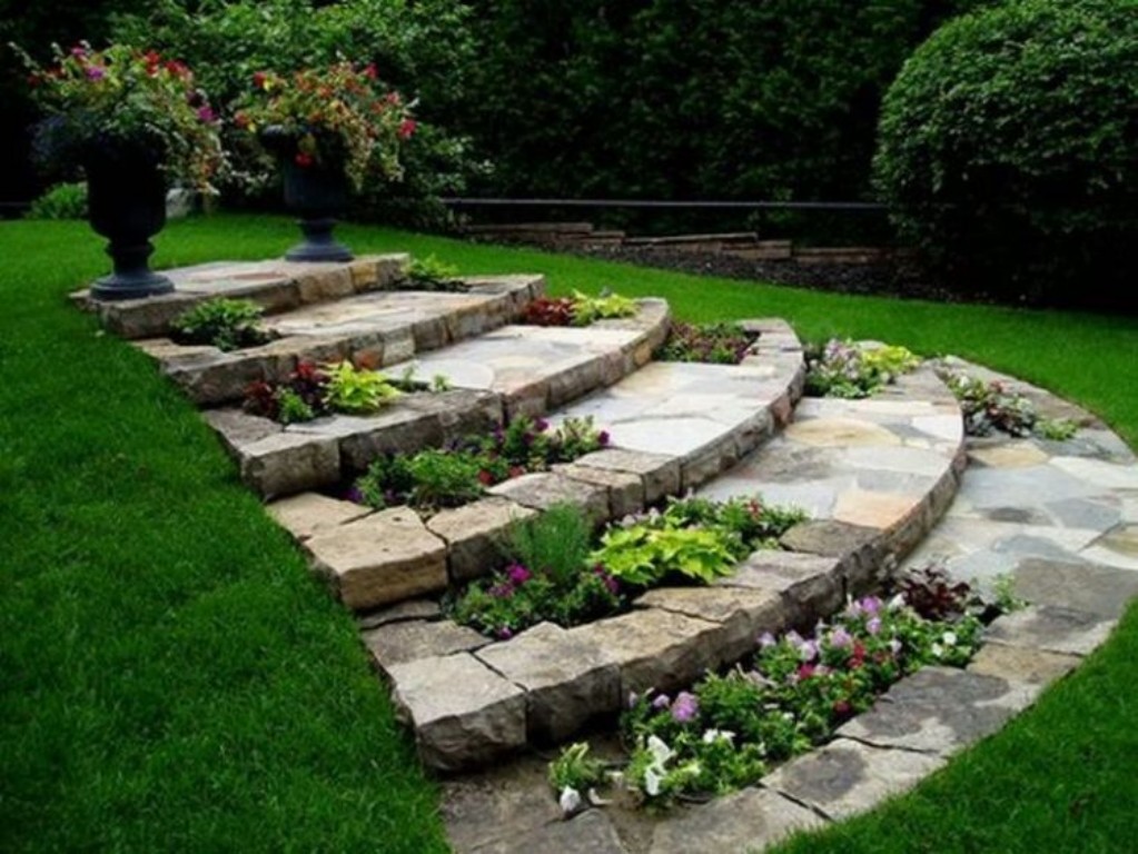 Landscape Contractors in Rockford, Rockford Landscape Companies, Landscapers in Rockford